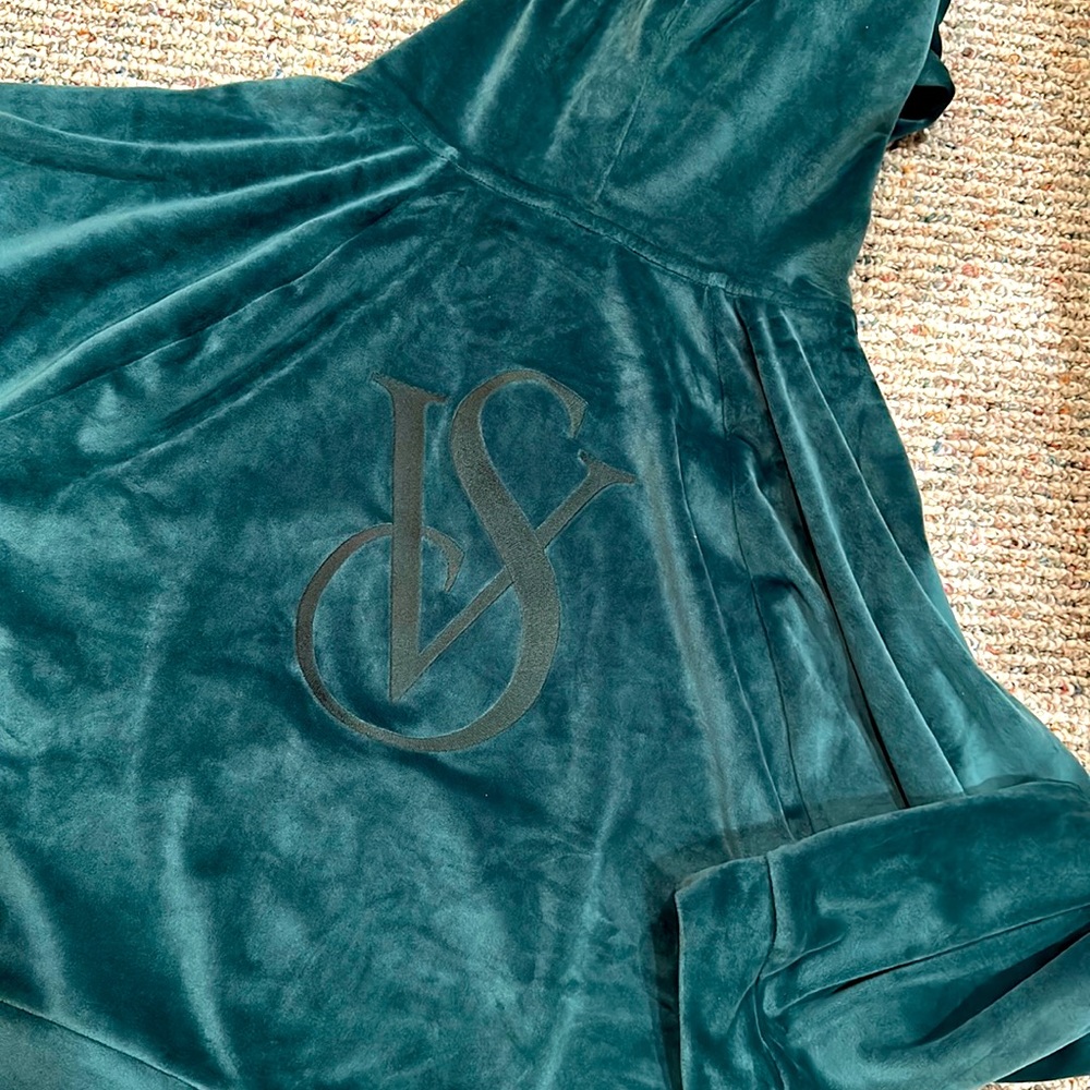 Victoria’s Secret green velour half zip crop jacket